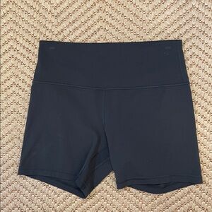 lululemon - Classic Athletic Shorts - Black - 12